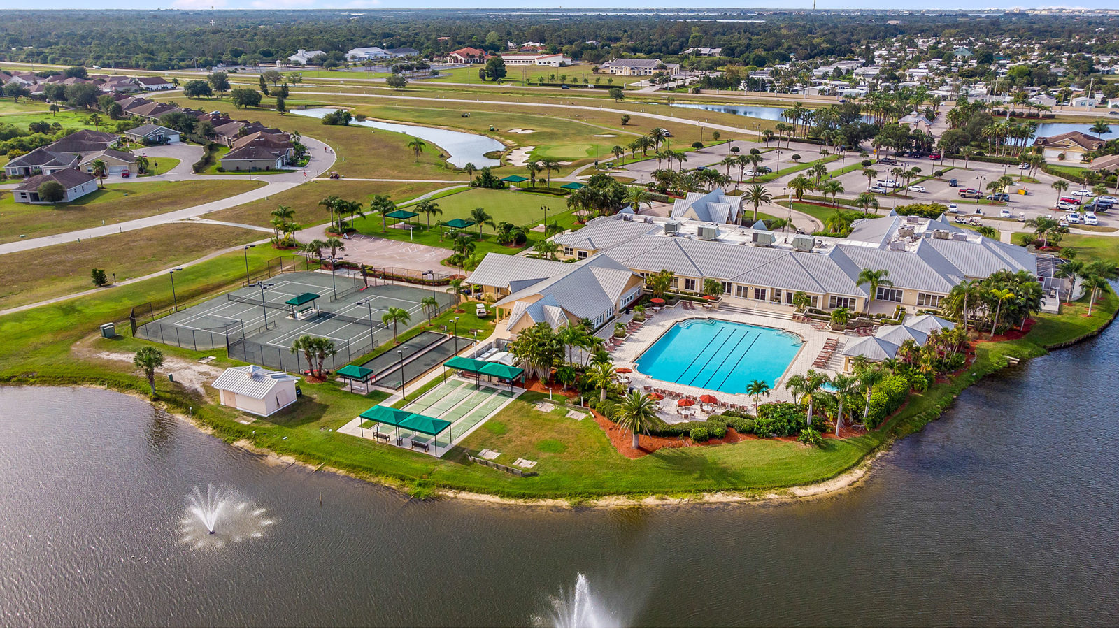Kings Gate: New Villa Homes in Port Charlotte